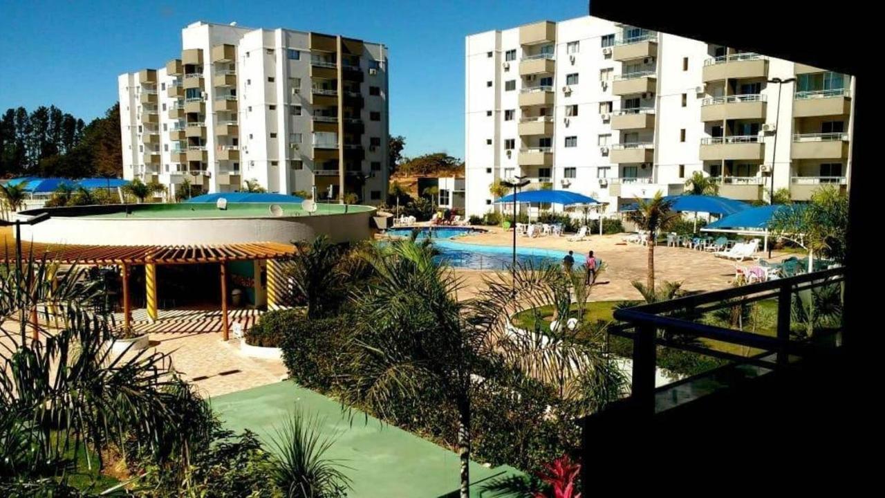 Apartamento No Lagoa Quente Flat Service 卡达斯诺瓦斯 外观 照片