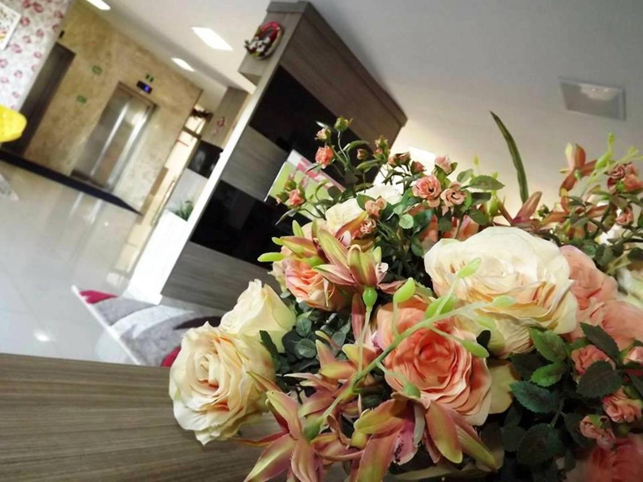 Apartamento No Lagoa Quente Flat Service 卡达斯诺瓦斯 外观 照片