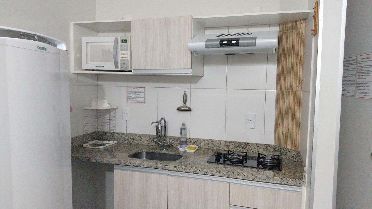Apartamento No Lagoa Quente Flat Service 卡达斯诺瓦斯 外观 照片