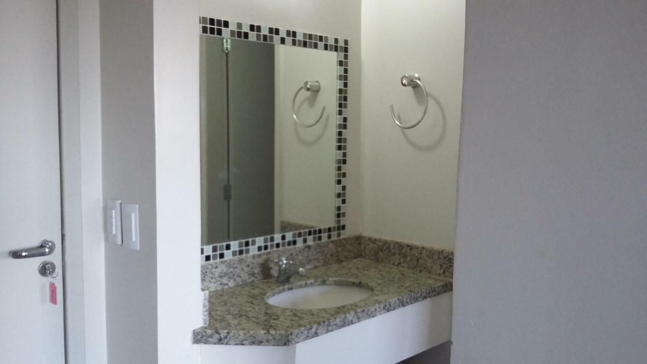 Apartamento No Lagoa Quente Flat Service 卡达斯诺瓦斯 外观 照片